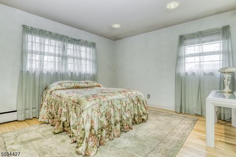 126 E Prospect St, Waldwick, NJ 07463 photo 15