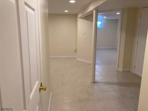 313 Plainfield Ave, Edison, NJ 08817 photo 12