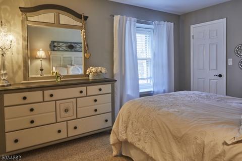 4 Bodie Rd, Wayne, NJ 07470 photo 18