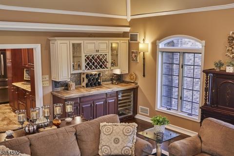 4 Bodie Rd, Wayne, NJ 07470 photo 15