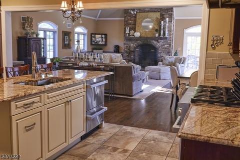 4 Bodie Rd, Wayne, NJ 07470 photo 5