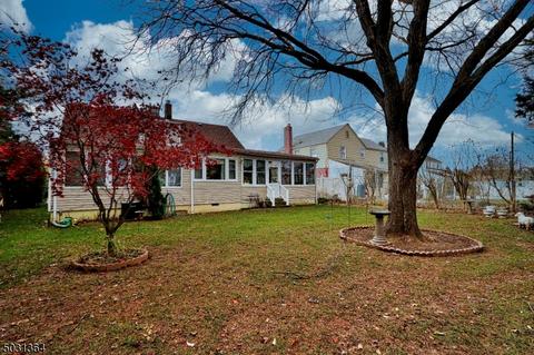 452 Blanchard Ter, Hackensack, NJ 07601 photo 22