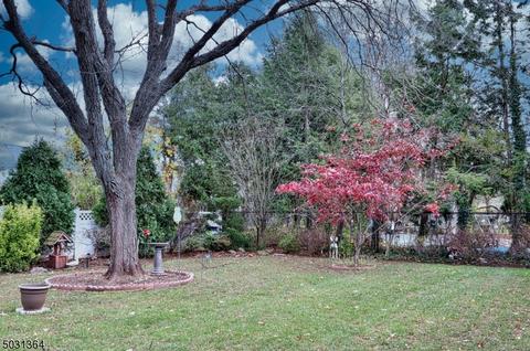 452 Blanchard Ter, Hackensack, NJ 07601 photo 24