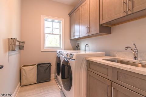 57 Locust Ave, Millburn, NJ 07041 photo 15