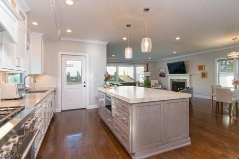 57 Locust Ave, Millburn, NJ 07041 photo 6