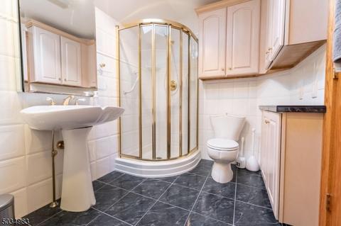 623 Mountain Ave, Bound Brook, NJ 08805 photo 16