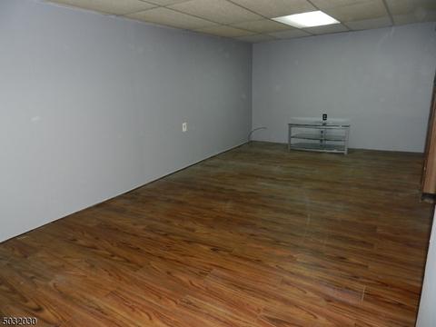4 Warwick Rd, Hillside, NJ 07205 photo 13