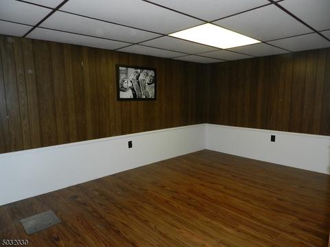 4 Warwick Rd, Hillside, NJ 07205 photo 12