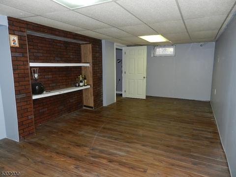 4 Warwick Rd, Hillside, NJ 07205 photo 14