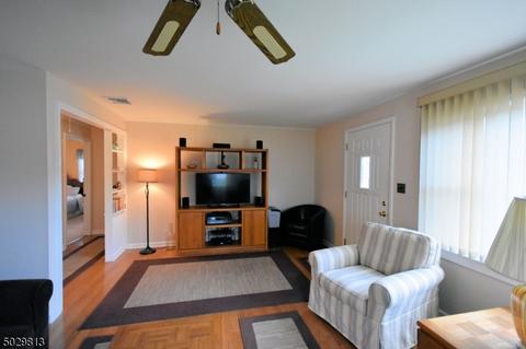 6 Beech St, Stanhope, NJ 07874 photo 5