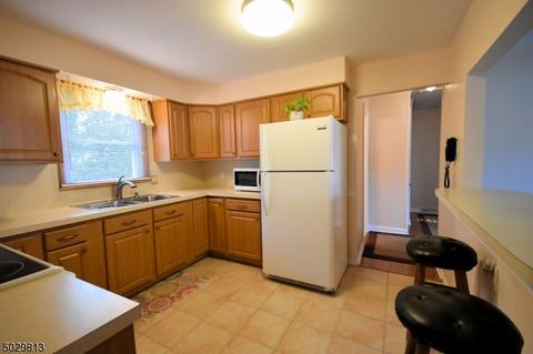 6 Beech St, Stanhope, NJ 07874 photo 6