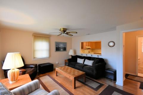 6 Beech St, Stanhope, NJ 07874 photo 4