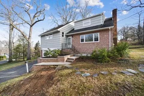 440 Timber Dr, Berkeley Heights, NJ 07922 photo 3