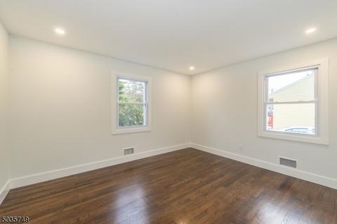 81 Brook Dr, Dover, NJ 07801 photo 10