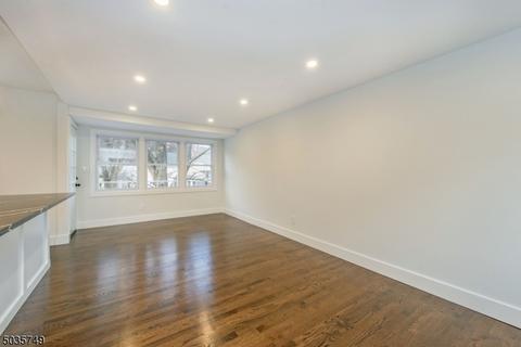 81 Brook Dr, Dover, NJ 07801 photo 6