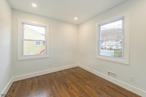 81 Brook Dr, Dover, NJ 07801 photo 13