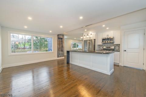 81 Brook Dr, Dover, NJ 07801 photo 5
