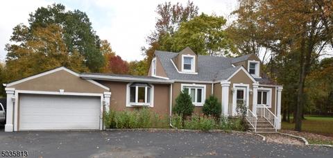 136 Valley Rd, Wayne, NJ 07470 photo 1