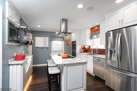 450 E Main St, Somerville, NJ 08876 photo 2