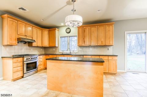 39 Thomas Ter, Wayne, NJ 07470 photo 10
