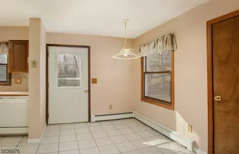 205 E Mill Rd, Long Valley, NJ 07853 photo 11