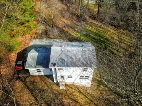 205 E Mill Rd, Long Valley, NJ 07853 photo 21