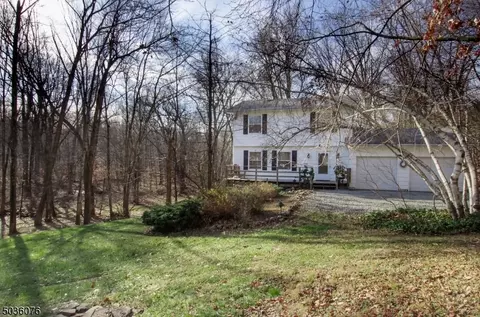 205 E Mill Rd, Long Valley, NJ 07853 photo 1