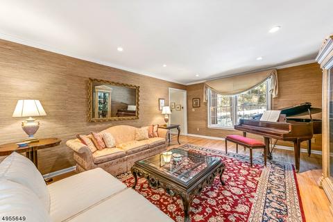 1 Conifer Dr, Mendham, NJ 07945 photo 5