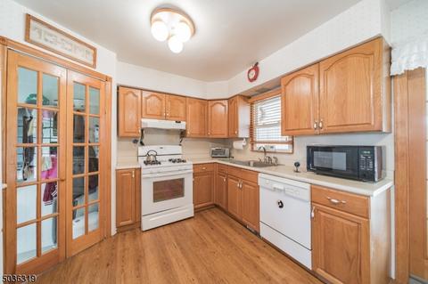 495 Harrison St, Nutley, NJ 07110 photo 10