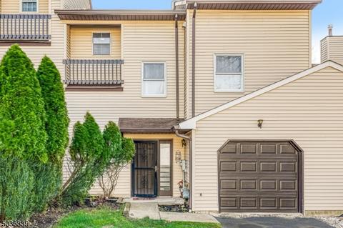 11 Bowfell Ct, Wayne, NJ 07470 photo 1