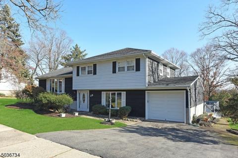 28 Barbara Way, Wayne, NJ 07470 photo 2