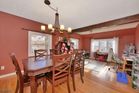 29 Packanack Lake Rd, Wayne, NJ 07470 photo 4