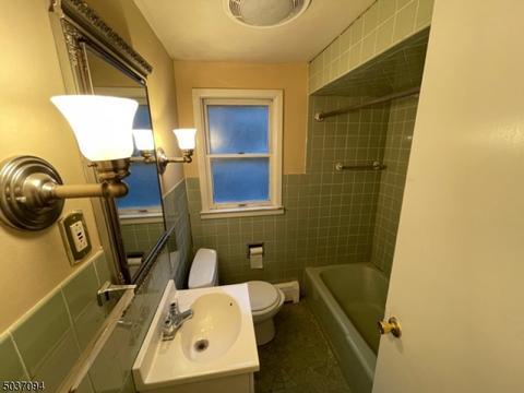 625 Ratzer Rd, Wayne, NJ 07470 photo 17