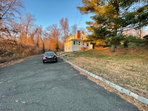 625 Ratzer Rd, Wayne, NJ 07470 photo 5