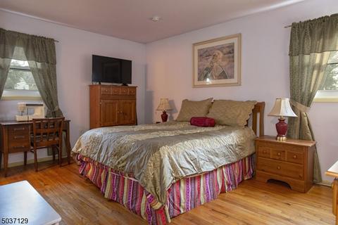 311 Cook St, Hackettstown, NJ 07840 photo 13