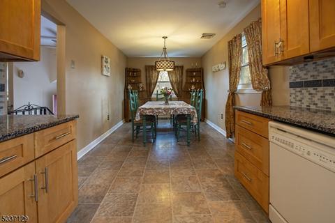 311 Cook St, Hackettstown, NJ 07840 photo 10