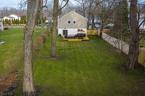 311 Cook St, Hackettstown, NJ 07840 photo 4