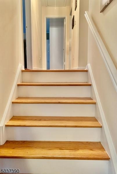 1393 Ratzer Rd, Wayne, NJ 07470 photo 3