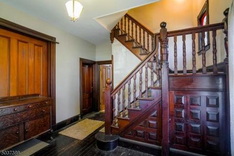 8 E High St, Bound Brook, NJ 08805 photo 4