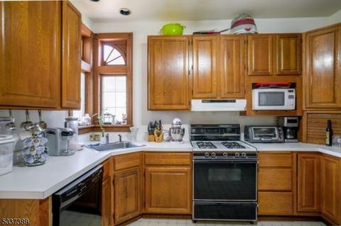 8 E High St, Bound Brook, NJ 08805 photo 14