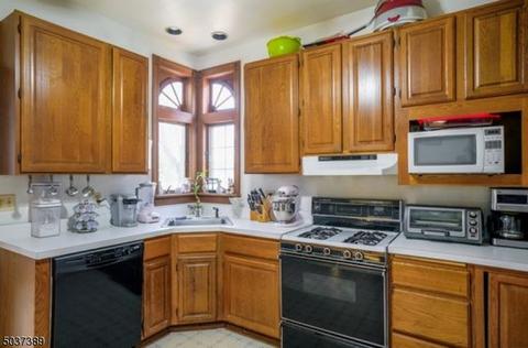 8 E High St, Bound Brook, NJ 08805 photo 13