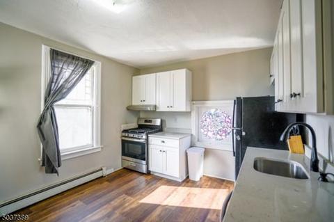 8 E High St, Bound Brook, NJ 08805 photo 6