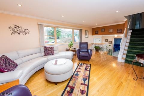 2 Lenox Rd, Wayne, NJ 07470 photo 5