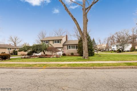 2 Lenox Rd, Wayne, NJ 07470 photo 2