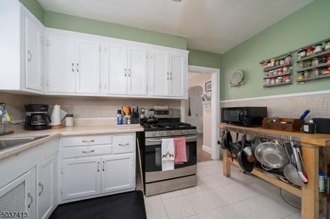237 W Maple Ave, Bound Brook, NJ 08805 photo 13
