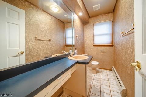 27 Longell Dr, Wayne, NJ 07470 photo 15