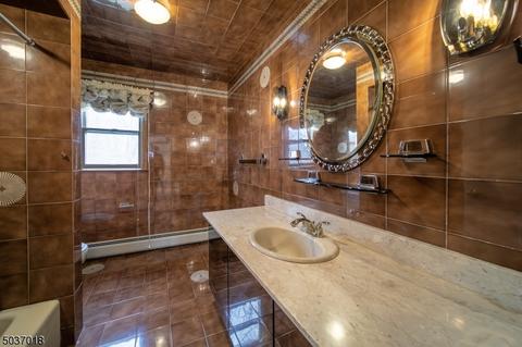 27 Longell Dr, Wayne, NJ 07470 photo 21