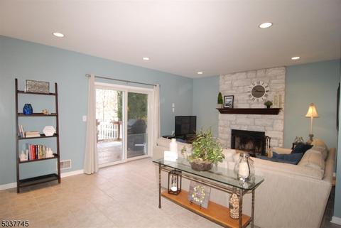 15 Heather Ct, Dover, NJ 07801 photo 7