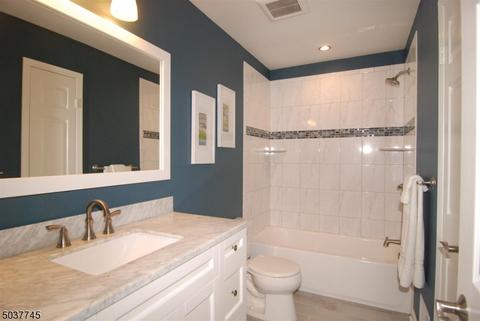 15 Heather Ct, Dover, NJ 07801 photo 17