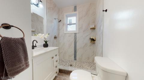 128 Devon Ter, Kearny, NJ 07032 photo 5